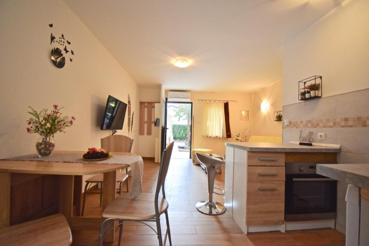 Holiday Apartments Medulin Kültér fotó
