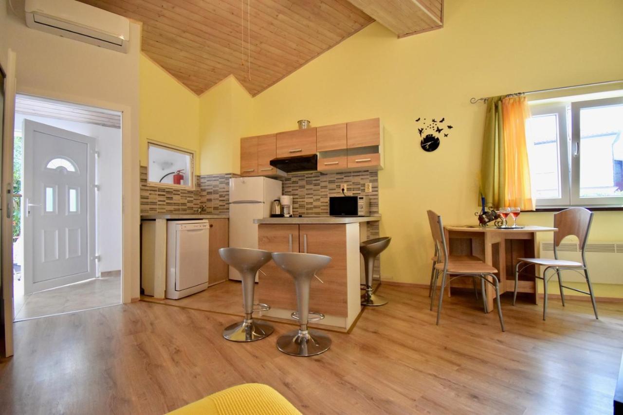Holiday Apartments Medulin Kültér fotó